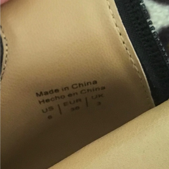 HP-ALDO BLACK LEATHER TIE LACE 4” BLOCK SQUARE HEEL SHOES/ NEW CONDITION /SIZE 6 - Picture 4 of 12